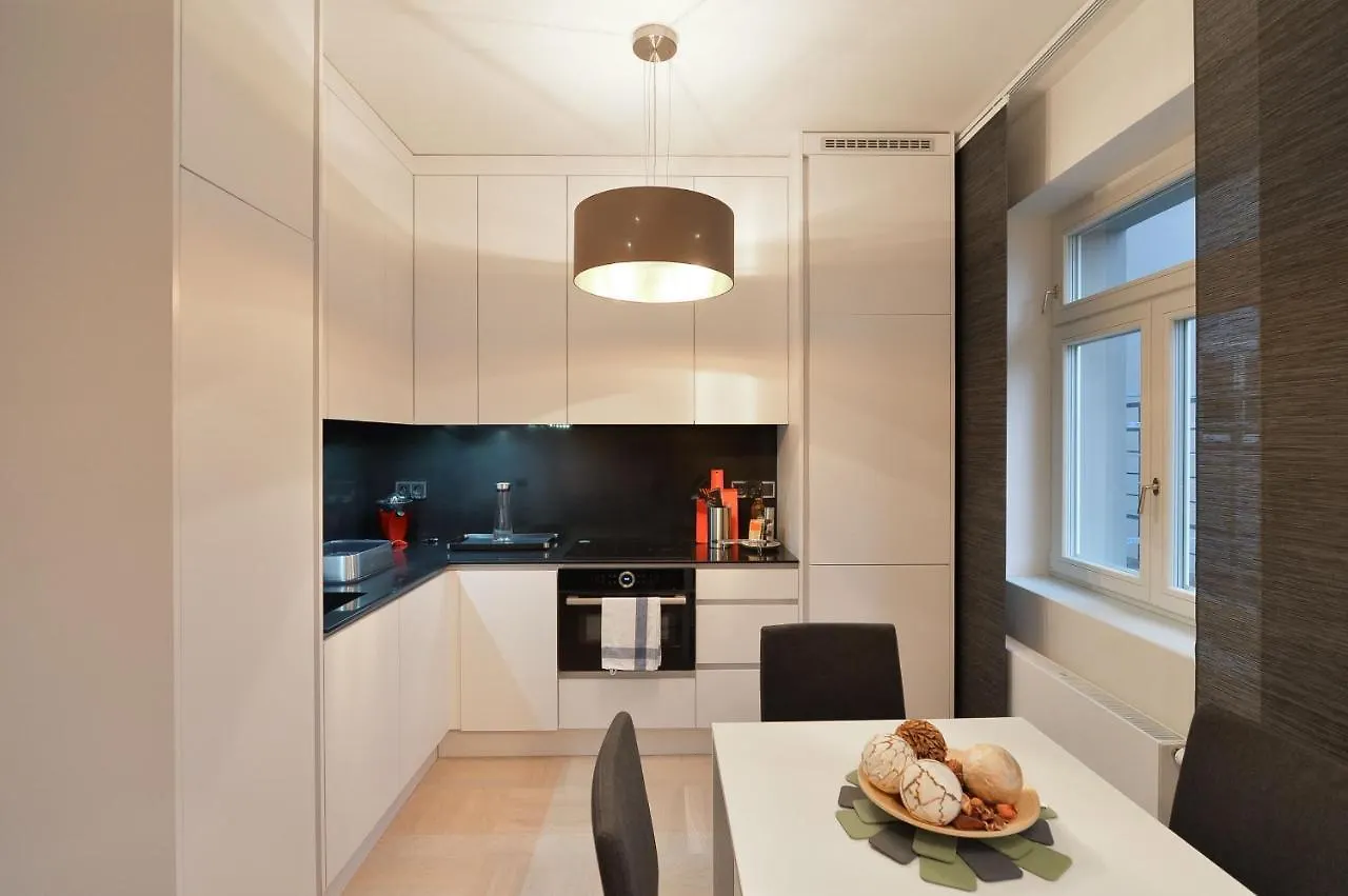 פראג Stunning Designer Apartment With Terrace 0*,